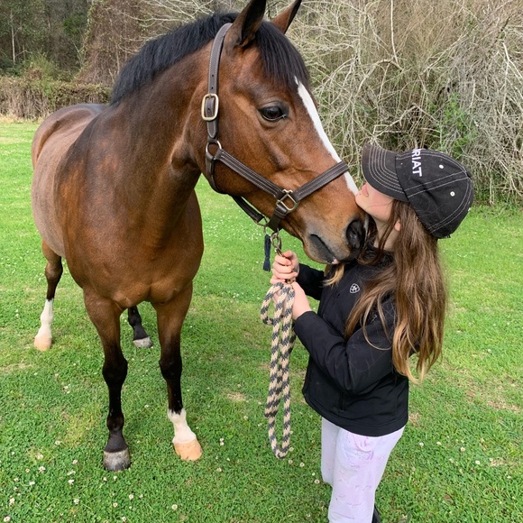 Meet your Posher, Christy - Picture 6 of 7